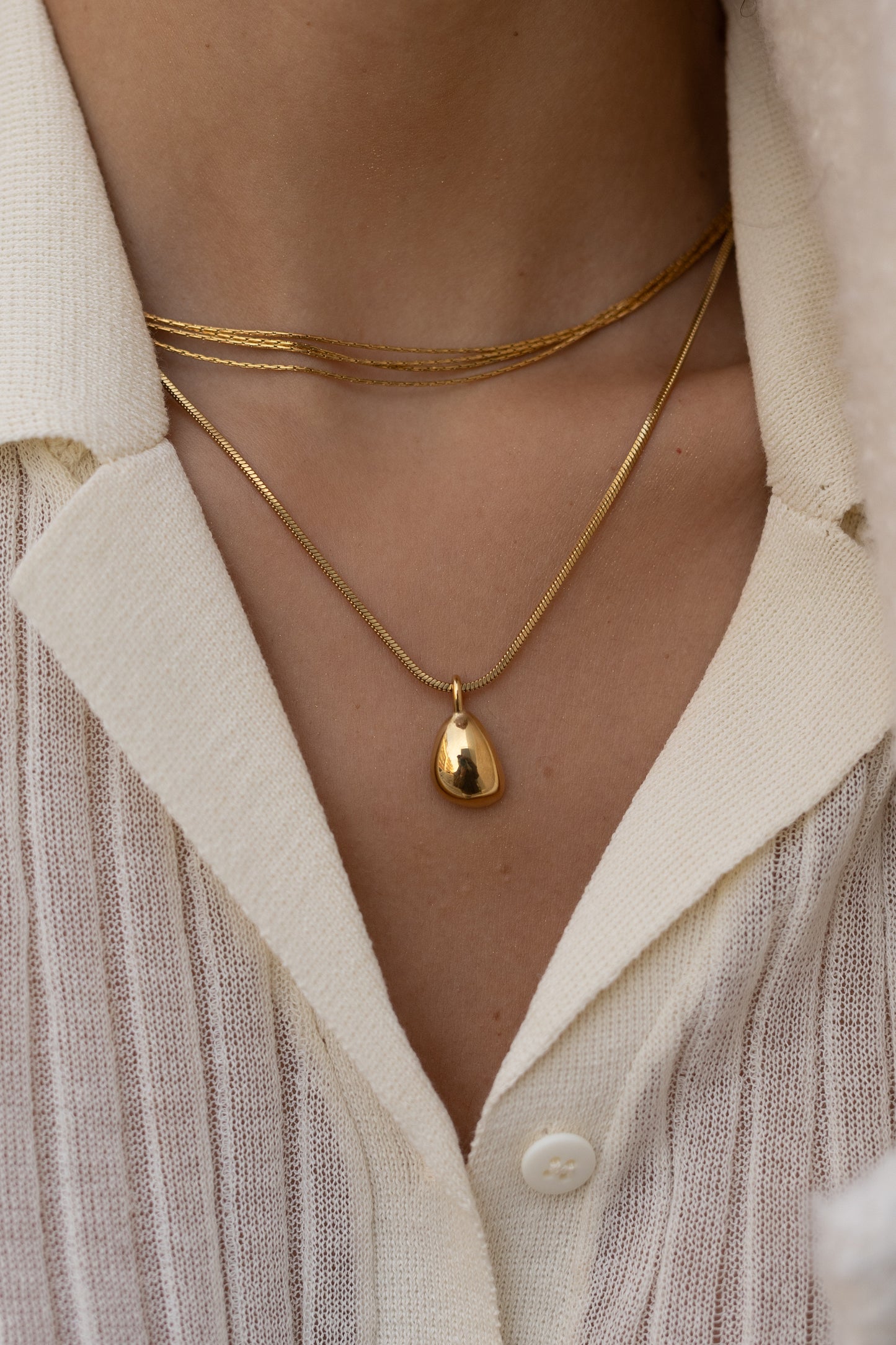 GEO NECKLACE