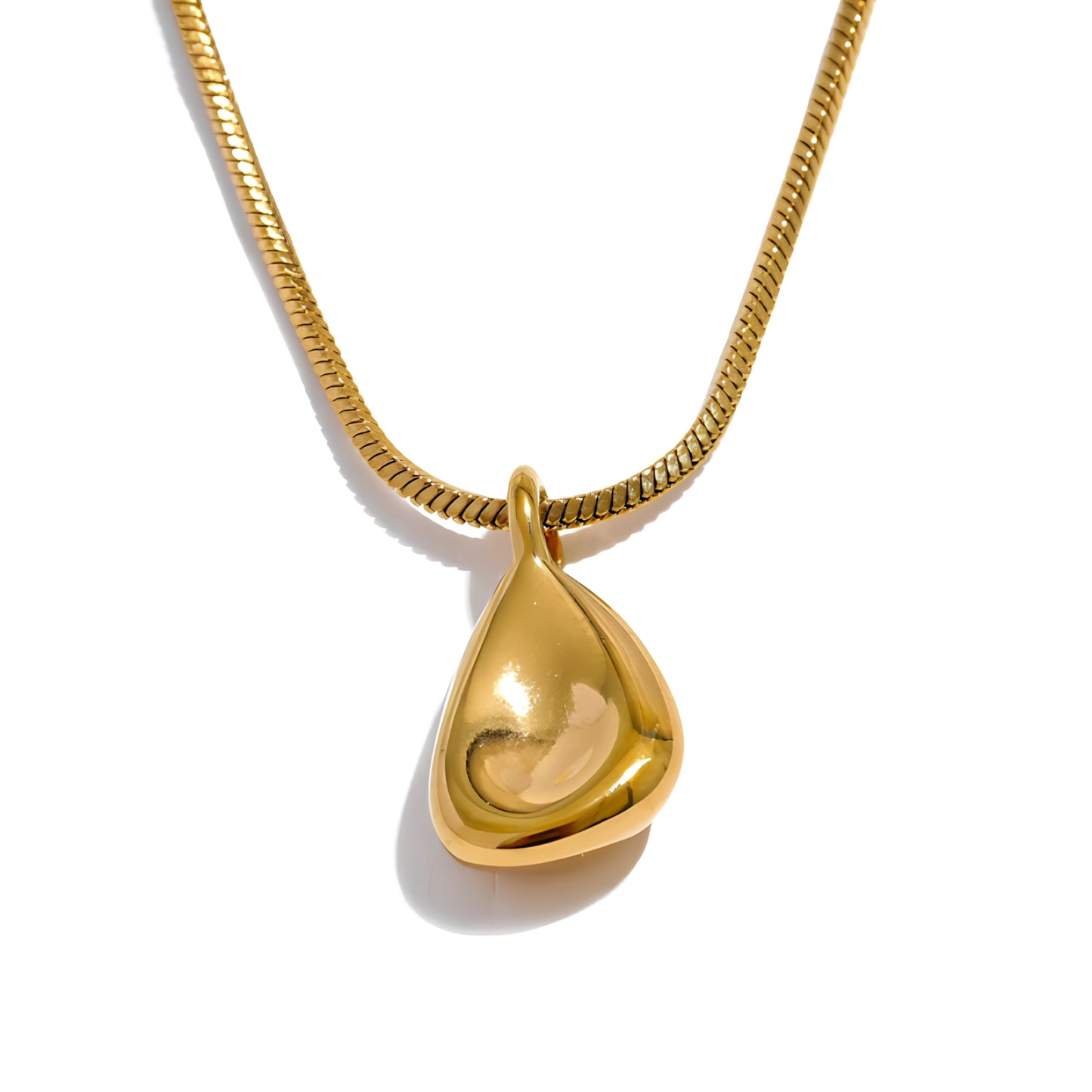 GEO NECKLACE