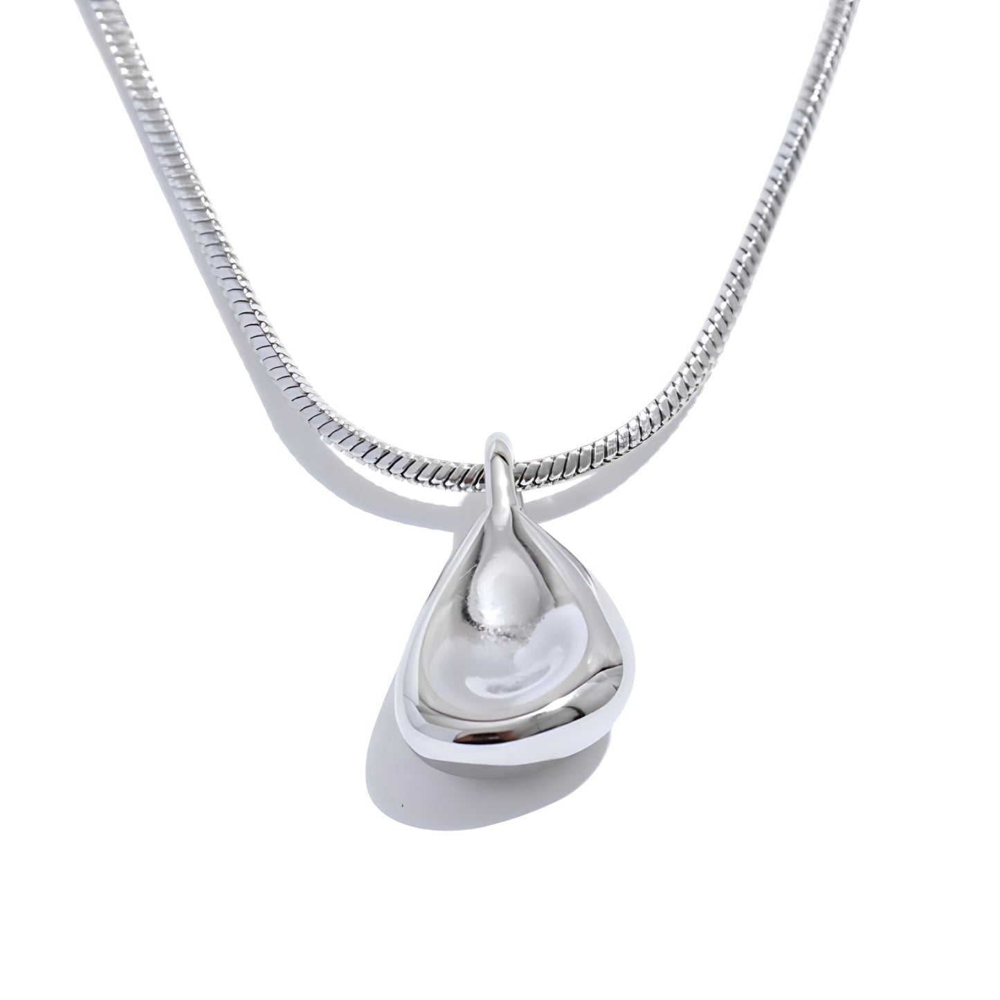 GEO NECKLACE